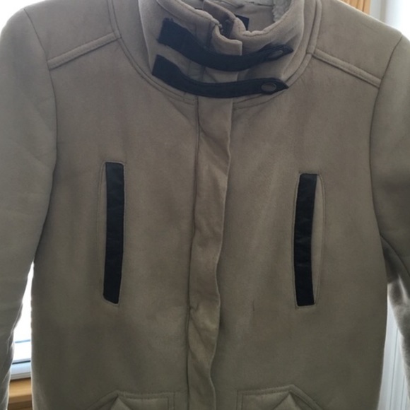 H&M Faux Shearling Coat sz 4 - Picture 2 of 3